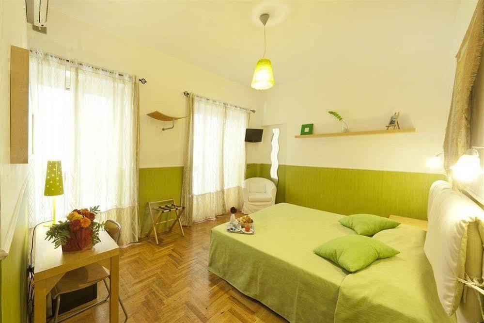 B&B Cappella Vecchia 11 Napels Buitenkant foto